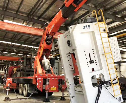 徐水县提升工作效率，选择优质折臂吊租赁服务