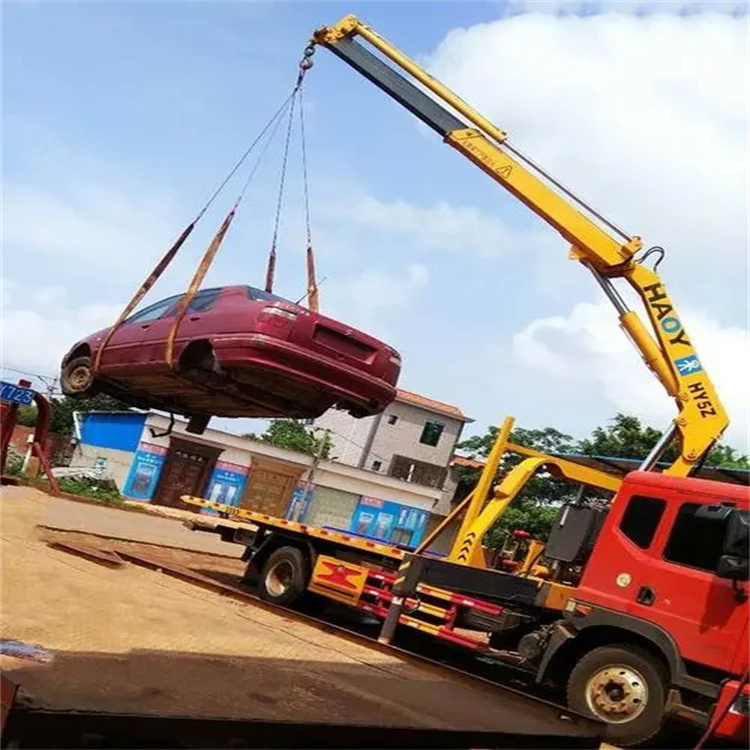 徐水县吊车吊汽车的正确方法